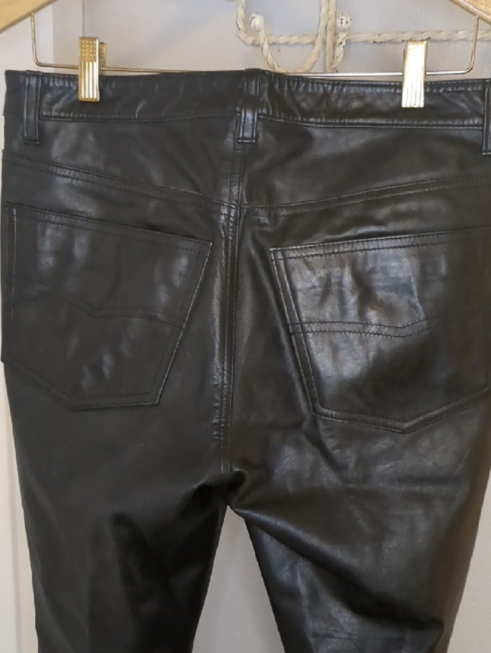 Wilsons Pelle Studio Mens Black Leather Pants SZ 34 Straight Leg - Picture 5 of 8